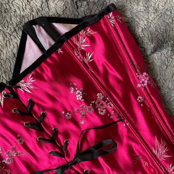 SOLD VTG Floral Brocade Satin Corset - Picture 9 of 13